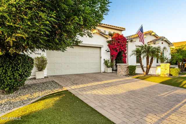 3904 E CAROB Drive, Gilbert, AZ 85298