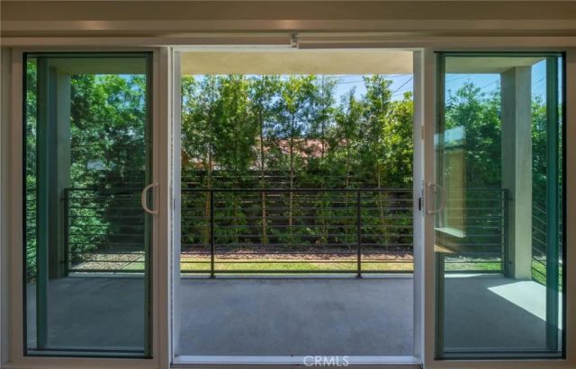 4248 Mclaughlin Avenue, Los Angeles, CA 90066