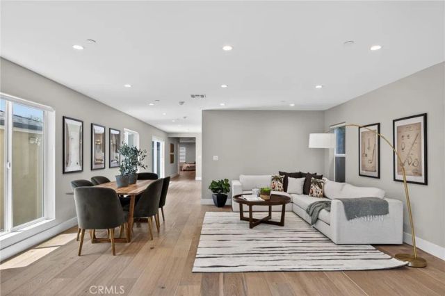 4248 Mclaughlin Avenue, Los Angeles, CA 90066