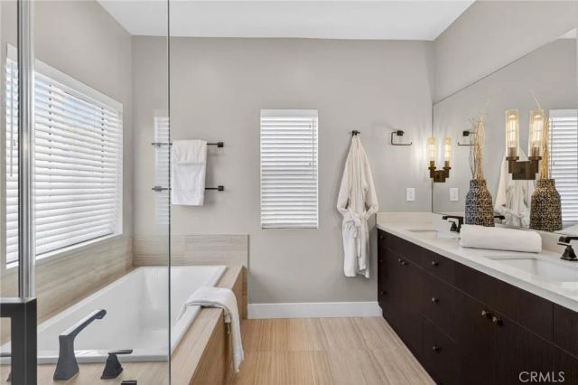 4248 Mclaughlin Avenue, Los Angeles, CA 90066