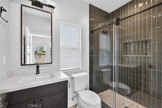 4248 Mclaughlin Avenue, Los Angeles, CA 90066