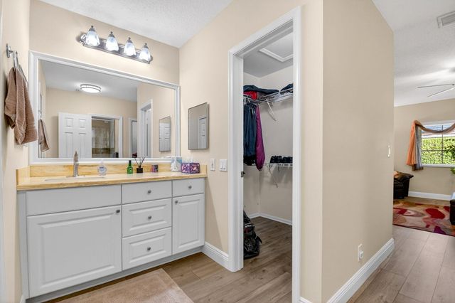 10260 Greentrail Drive N, Boynton Beach, FL 33436