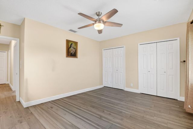 10260 Greentrail Drive N, Boynton Beach, FL 33436