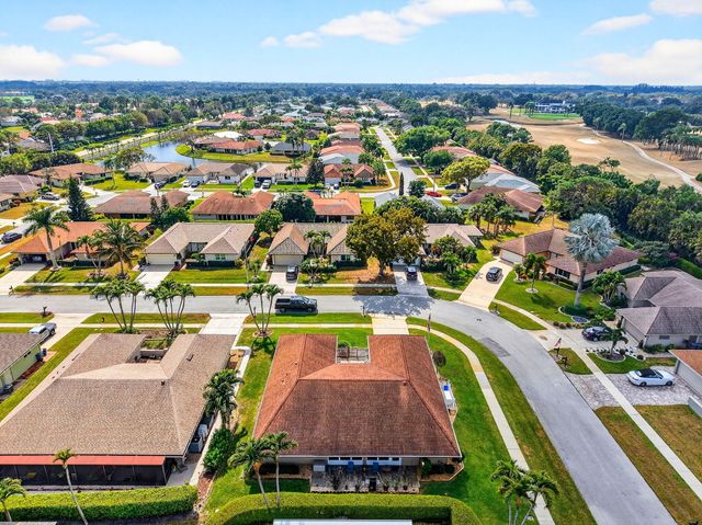 10260 Greentrail Drive N, Boynton Beach, FL 33436