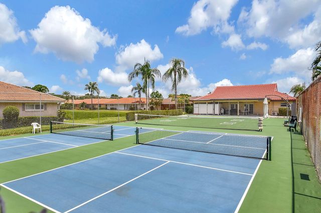 10260 Greentrail Drive N, Boynton Beach, FL 33436