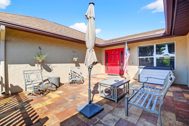 10260 Greentrail Drive N, Boynton Beach, FL 33436