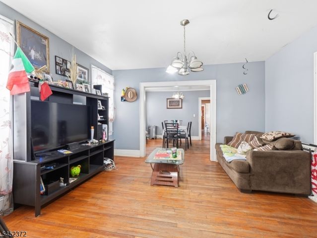 745 Jersey Ave, Elizabeth City, NJ 07202