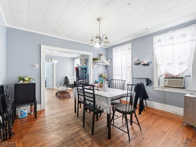 745 Jersey Ave, Elizabeth City, NJ 07202