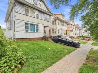 745 Jersey Ave, Elizabeth City, NJ 07202