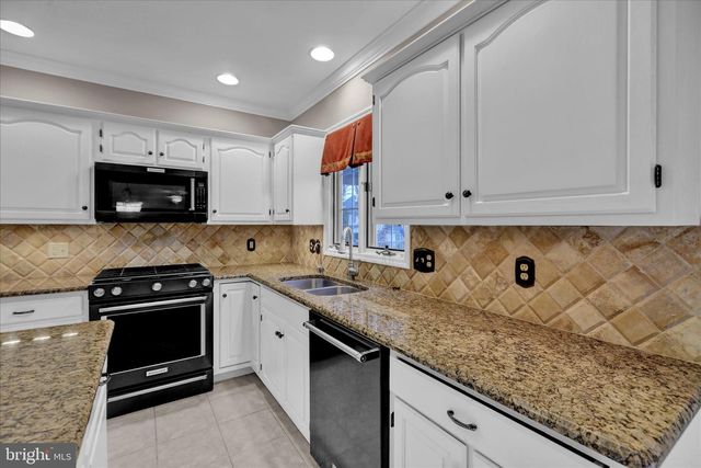 110 NEW YORK AVE, Reading, PA 19608