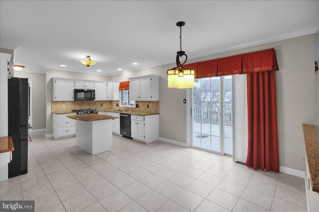 110 NEW YORK AVE, Reading, PA 19608