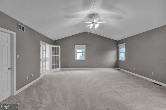 110 NEW YORK AVE, Reading, PA 19608