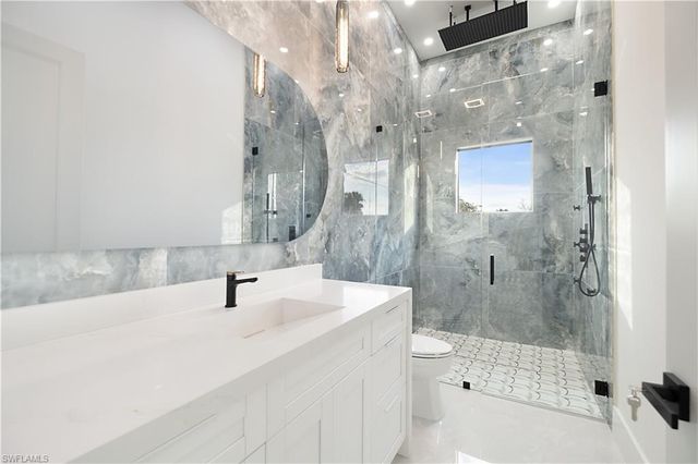 705 16th ST NE, Naples, FL 34120