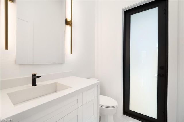 705 16th ST NE, Naples, FL 34120