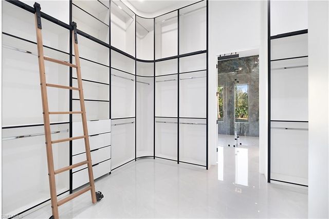 705 16th ST NE, Naples, FL 34120