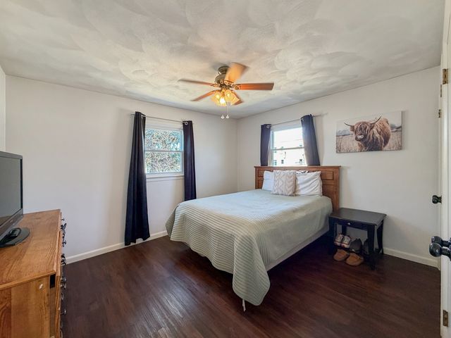 1506 S Walnut Avenue, Freeport, IL 61032