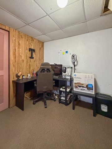 1506 S Walnut Avenue, Freeport, IL 61032