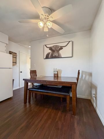 1506 S Walnut Avenue, Freeport, IL 61032