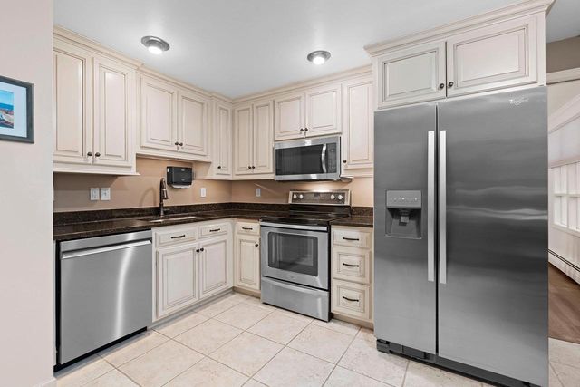 3520 BRIAR TERRACE, Green Bay, WI 54301