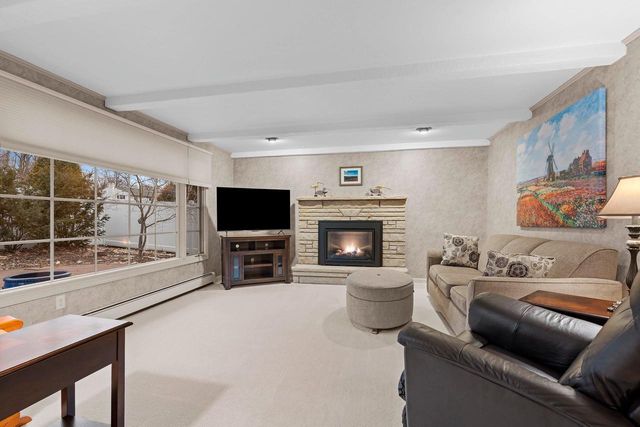 3520 BRIAR TERRACE, Green Bay, WI 54301