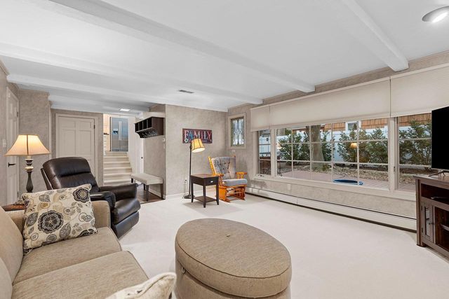 3520 BRIAR TERRACE, Green Bay, WI 54301