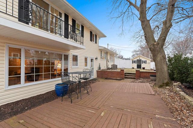 3520 BRIAR TERRACE, Green Bay, WI 54301