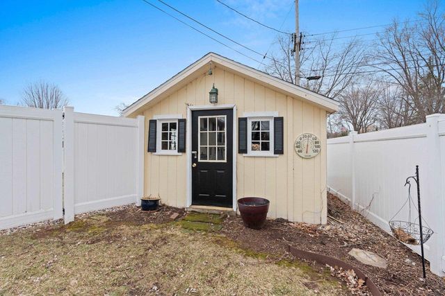 3520 BRIAR TERRACE, Green Bay, WI 54301