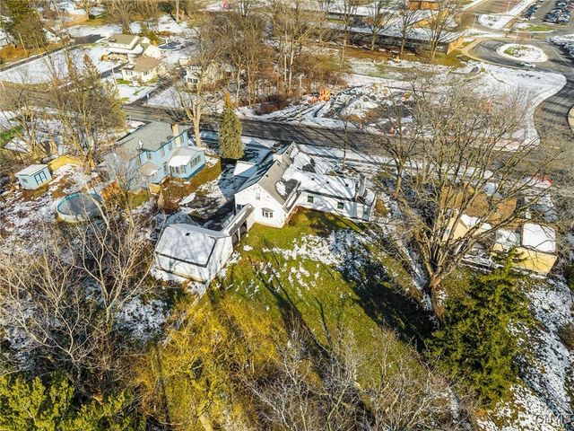 1001 Cold Springs Road, Salina, NY 13088