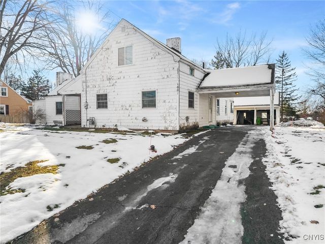 1001 Cold Springs Road, Salina, NY 13088