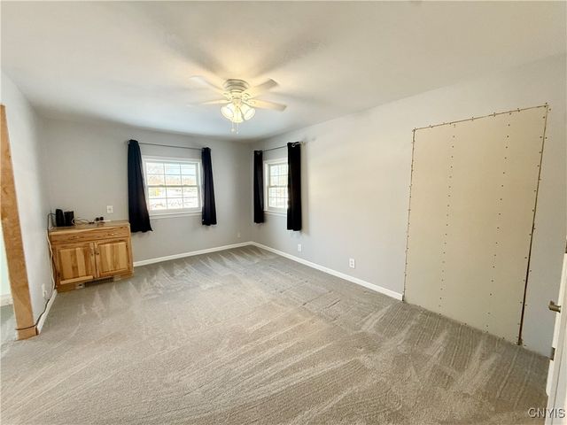 1001 Cold Springs Road, Salina, NY 13088