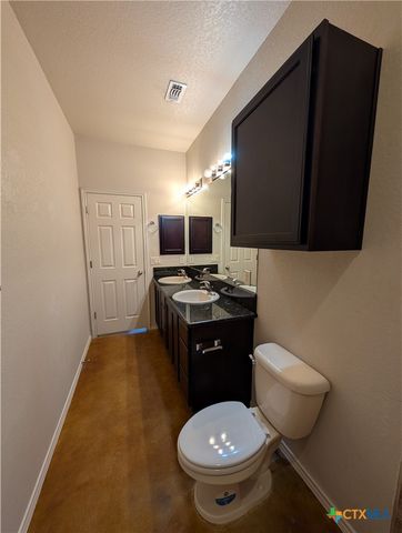 229 Anne Louise Drive, New Braunfels, TX 78130