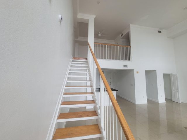 1830 RADIUS Drive 210, Hollywood, FL 33020