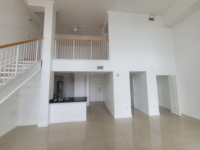 1830 RADIUS Drive 210, Hollywood, FL 33020