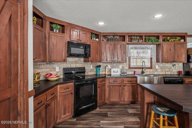 13709 KATIE JOHNSON Lane, Sanderson, FL 32087