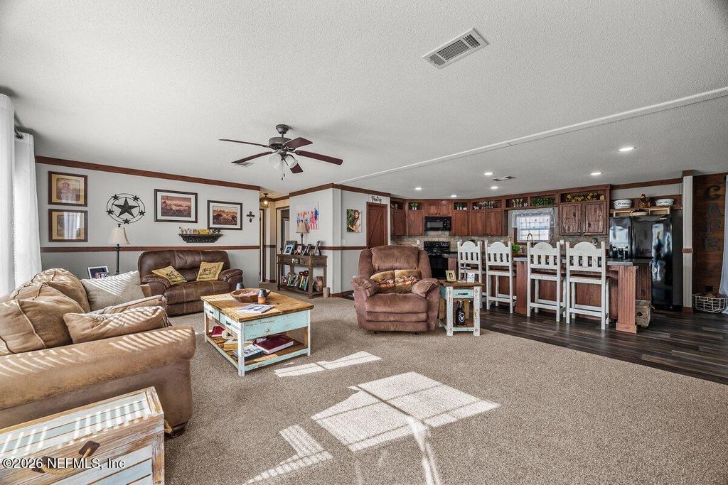 13709 KATIE JOHNSON Lane, Sanderson, FL 32087