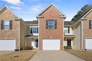 6690 Villa Court, Lithonia, GA 30038