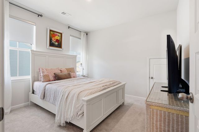 428 Woodgate Way, Summerville, SC 29485