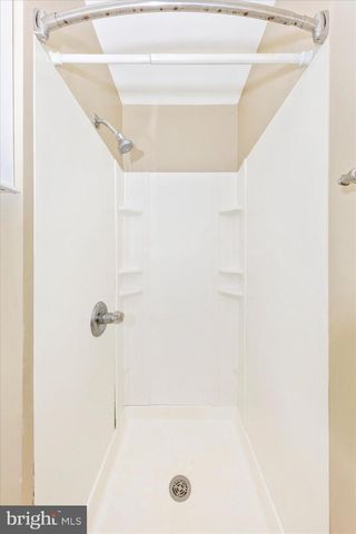 10641 OLD BARN CT, New Market, MD 21774