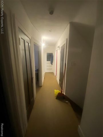 2545 Fullerton Street, Detroit, MI 48238