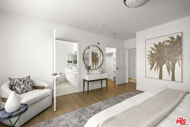 11606 Chenault Street 101, Los Angeles, CA 90049