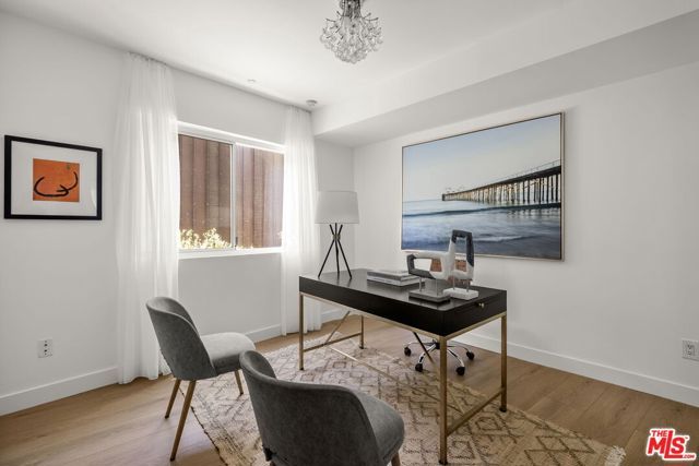 11606 Chenault Street 101, Los Angeles, CA 90049
