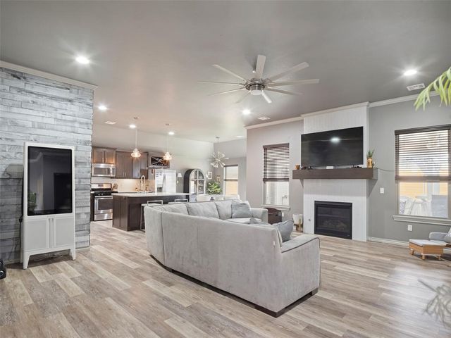 9113 NW 88th Street, Yukon, OK 73099