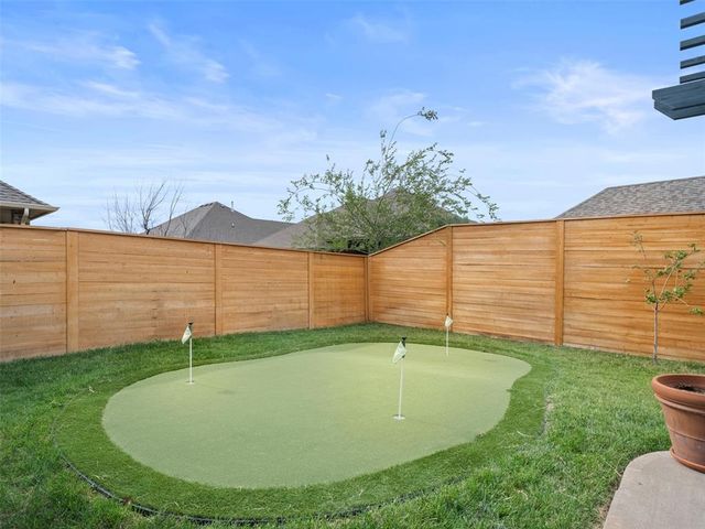 9113 NW 88th Street, Yukon, OK 73099