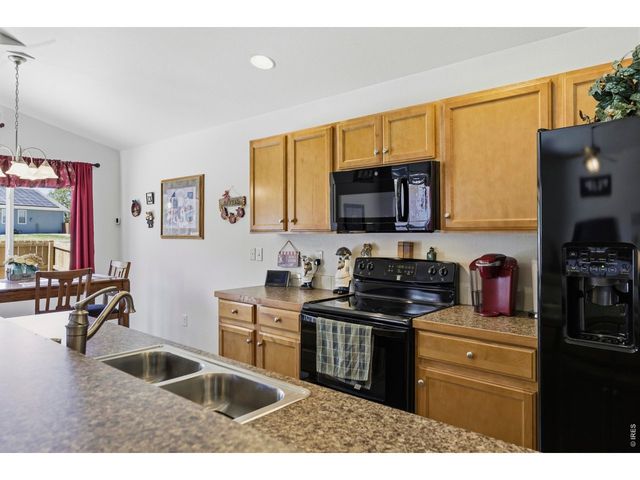 7039 Bellewood Ln, Fort Collins, CO 80525