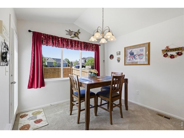 7039 Bellewood Ln, Fort Collins, CO 80525