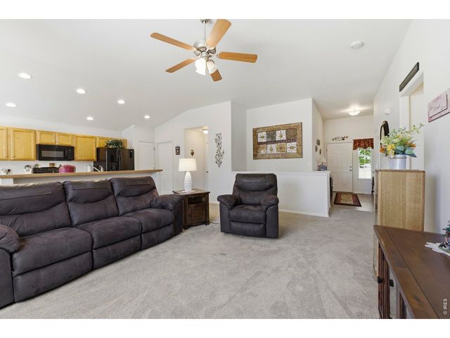 7039 Bellewood Ln, Fort Collins, CO 80525