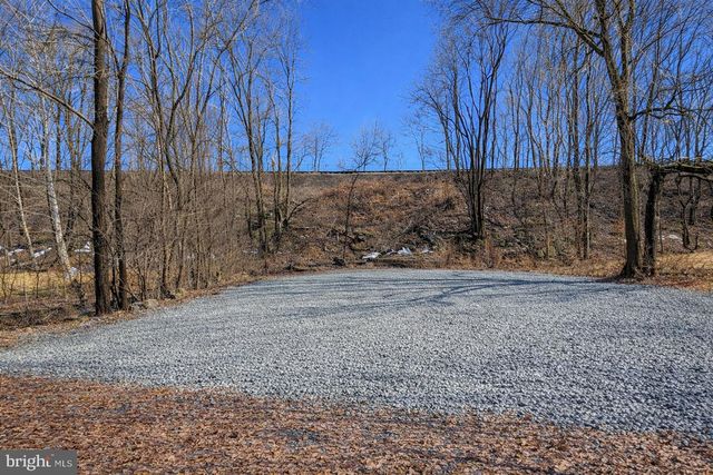 113 E CHESTNUT ST, Souderton, PA 18964