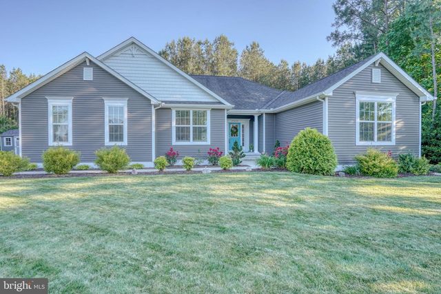 24630 HOLLYTREE CIR, Georgetown, DE 19947