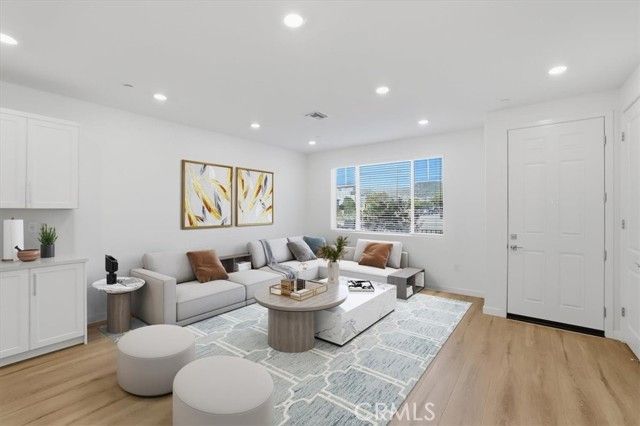 2378 Channel Drive 103, Ventura, CA 93003