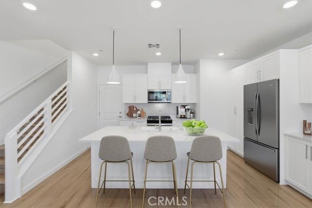 2378 Channel Drive 103, Ventura, CA 93003